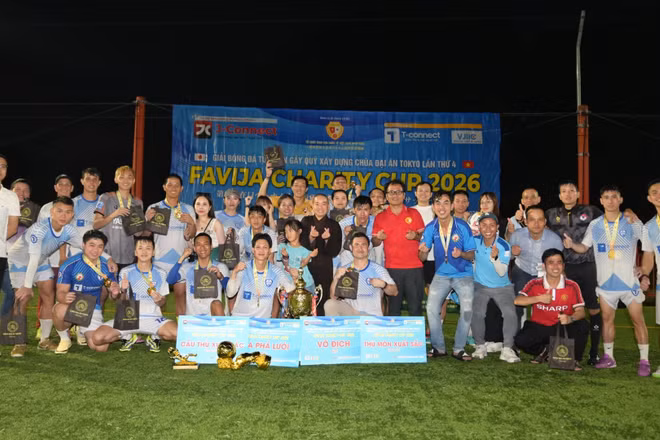Đội FC T-Connect Bình Định giành chức vô địch Giải bóng đá từ thiện gây quỹ xây dựng chùa Đại Ân Tokyo - FAVIJA Charity Cup lần thứ 4. (Ảnh: FAVIJA)