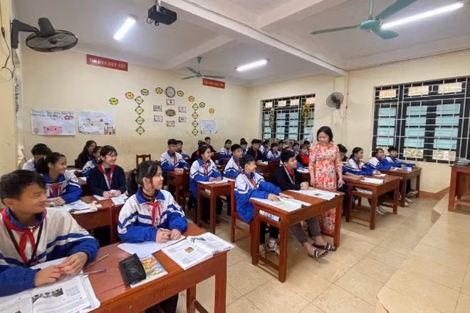 Cơ sở vật chất khang trang giúp việc dạy và học tại Trường Phổ thông Dân tộc nội trú Chợ Mới được tốt hơn.