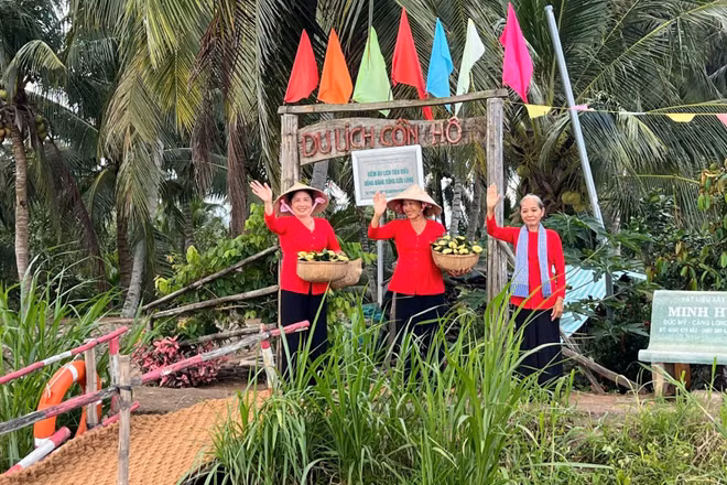Người dân Cồn Hô làm du lịch cộng đồng nhờ thiên nhiên còn hoang sơ.