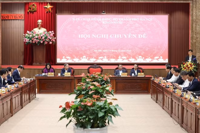 Hội nghị chuyên đề của Ban Chấp hành Đảng bộ thành phố Hà Nội sáng 13/12. (Ảnh: Viết Thành)