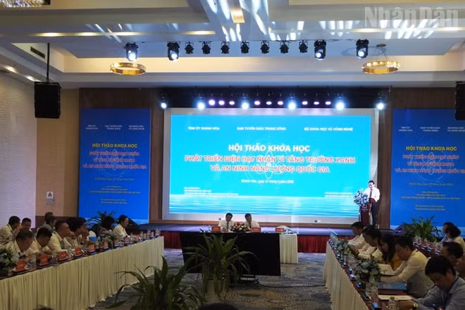 Quang cảnh buổi hội thảo. (Ảnh: NGUYỄN TRUNG)