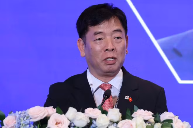 Đại sứ Việt Nam tại Hàn Quốc Vũ Hồ đã tham dự và phát biểu tại Diễn đàn Maekyung 2026 diễn ra ngày 20/5 tại Thành phố Hồ Chí Minh.