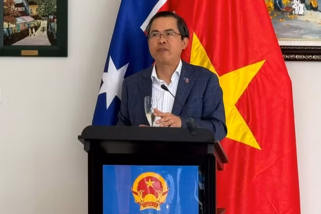 Đại sứ Phạm Hùng Tâm phát biểu tại buổi gặp. (Ảnh: Đại sứ quán Việt Nam tại Australia cung cấp)