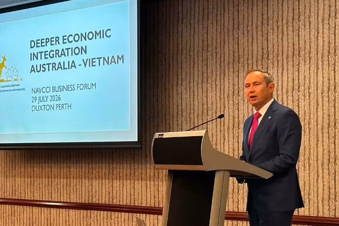 Thủ hiến bang Tây Australia Roger Cook phát biểu tại Diễn đàn. (Ảnh: Tổng Lãnh sự quán Việt Nam tại Perth, Australia cung cấp)