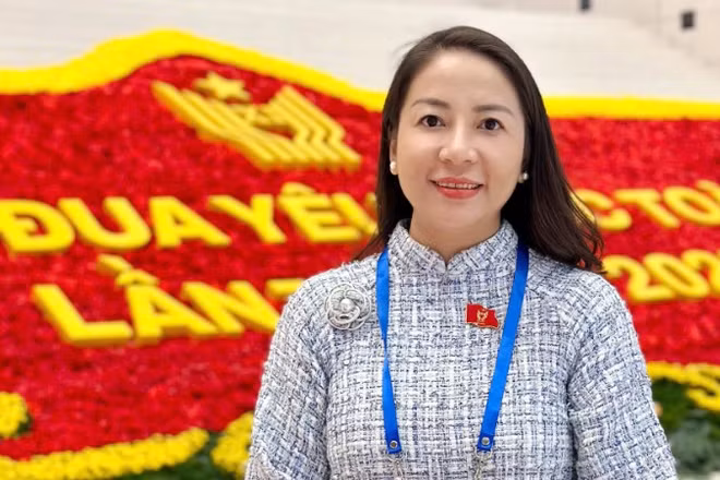Bà Tạ Thùy Liên, Trưởng ban Liên lạc Hội người Việt Nam tại Singapore. 