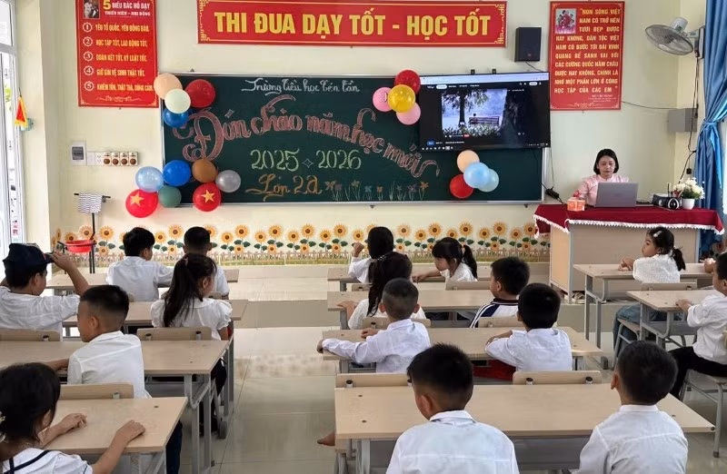 truong-tieu-hoc-ten-tan.jpg