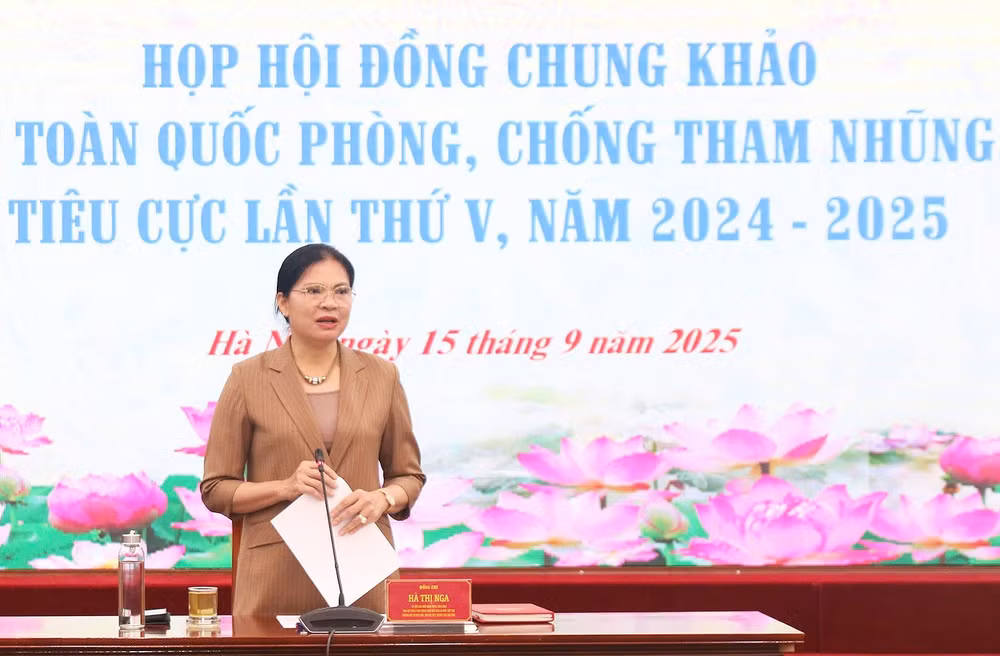 z7012591400986-1b9d5b3c2732ce6189b0522fecc0eabc.jpg