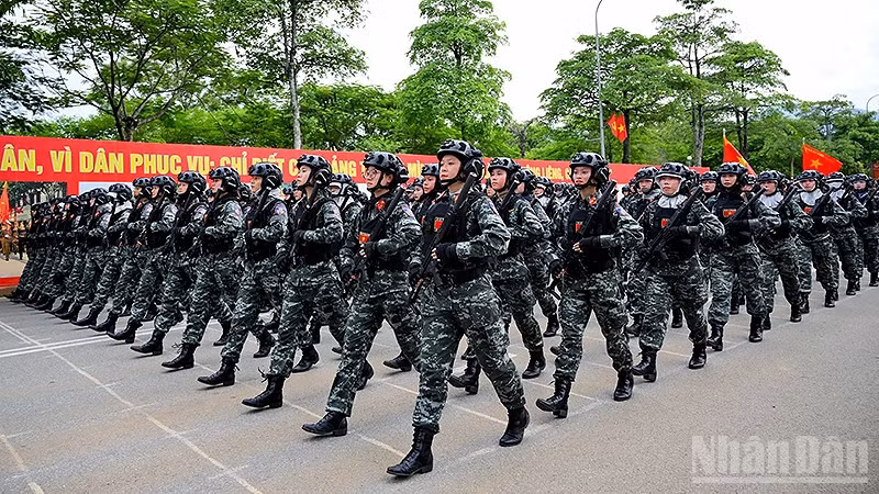Các chiến sĩ tham gia Lễ diễu binh, diễu hành kỷ niệm 80 năm Cách mạng Tháng Tám và Quốc khánh 2/9. 