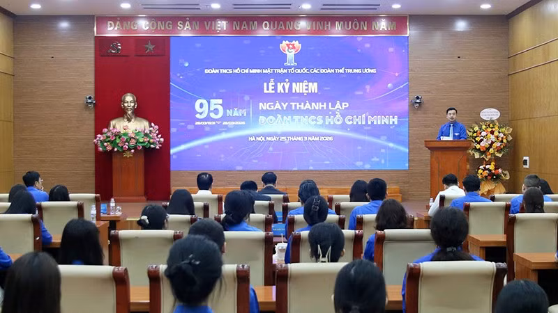 Toàn cảnh buổi lễ.