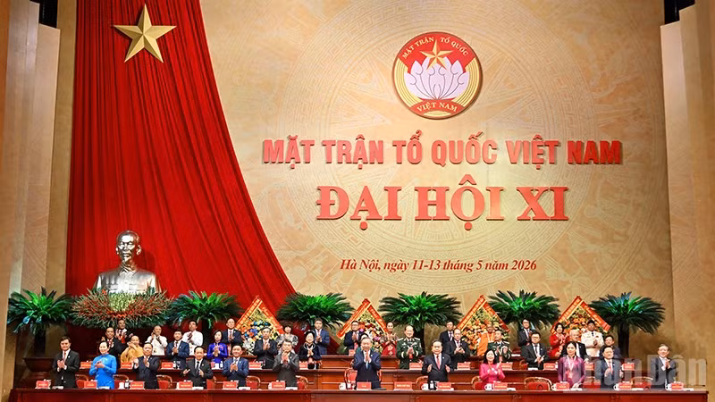 Tổng Bí thư, Chủ tịch nước Tô Lâm và các đồng chí Ủy viên Đoàn Chủ tịch Đại hội.