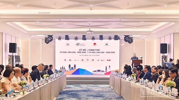 Tây Ninh phối hợp Vĩnh Long tổ chức Tọa đàm “Kết nối Tây Ninh, Vĩnh Long-Hồng Kông” tại Thành phố Hồ Chí Minh. (Ảnh: THANH PHONG)