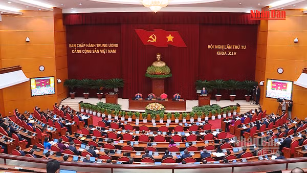 [Video] Khai mạc Hội nghị lần thứ tư Ban Chấp hành Trung ương Đảng khóa XIV