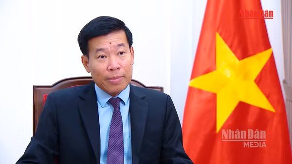 [Video] Tạo thêm xung lực thúc đẩy hợp tác Việt Nam - Lào
