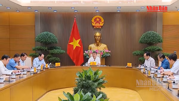 [Video] Làm rõ trách nhiệm, xử lý nghiêm và không để tái diễn việc thiếu sách giáo khoa