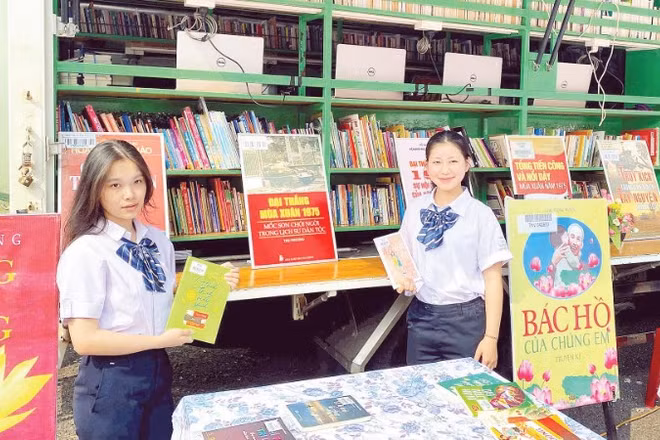 Học sinh tại tỉnh Gia Lai hào hứng tham gia Ngày hội đọc sách.