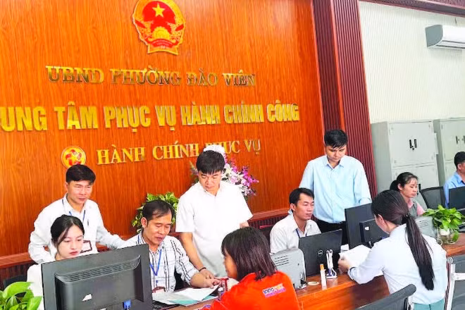Trung tâm phục vụ hành chính công phường Đào Viên.