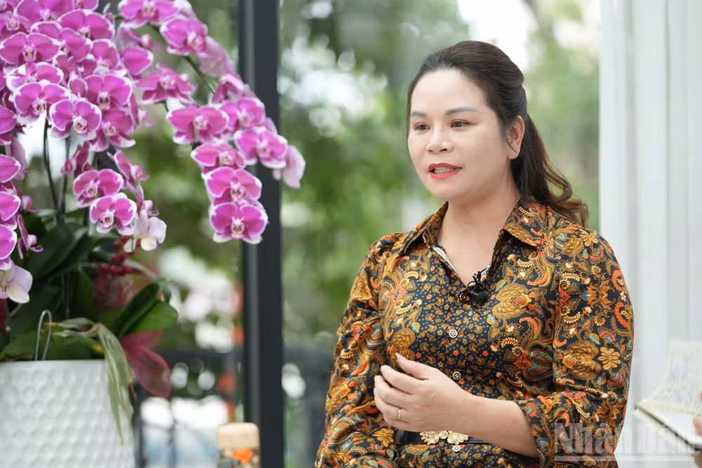 ndo_br_talkbanquyen6.jpg