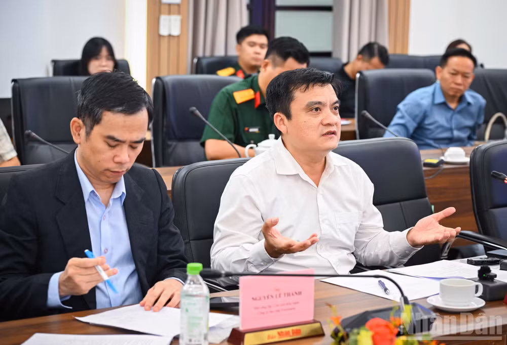 ndo_br_toadam-truongthang1.jpg