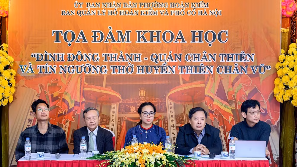 dinh-toadam.jpg