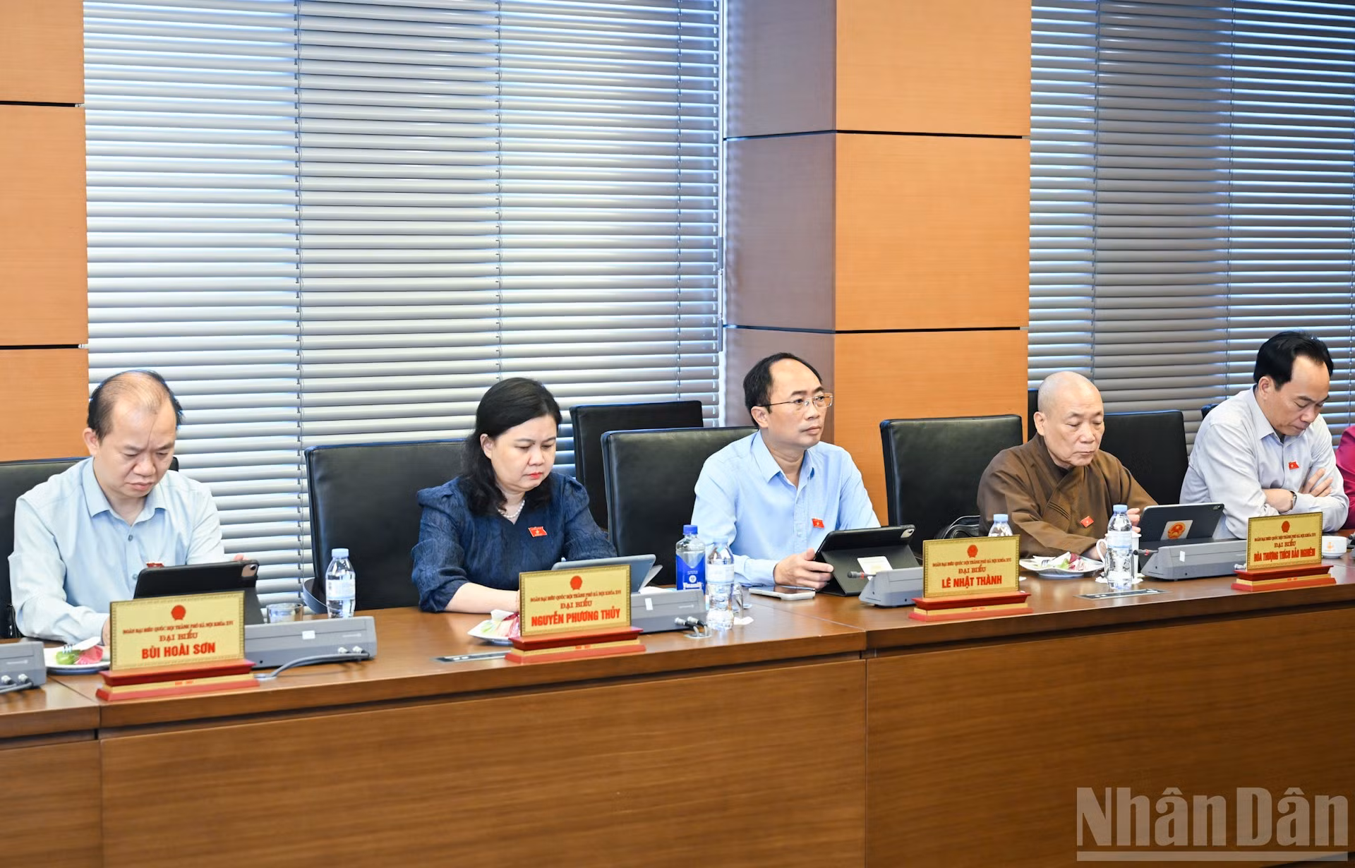 ndo_br_to-ha-noi-1.jpg