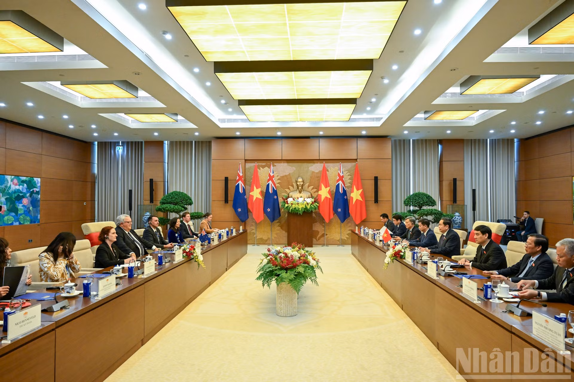 ndo_br_9-6868.jpg
