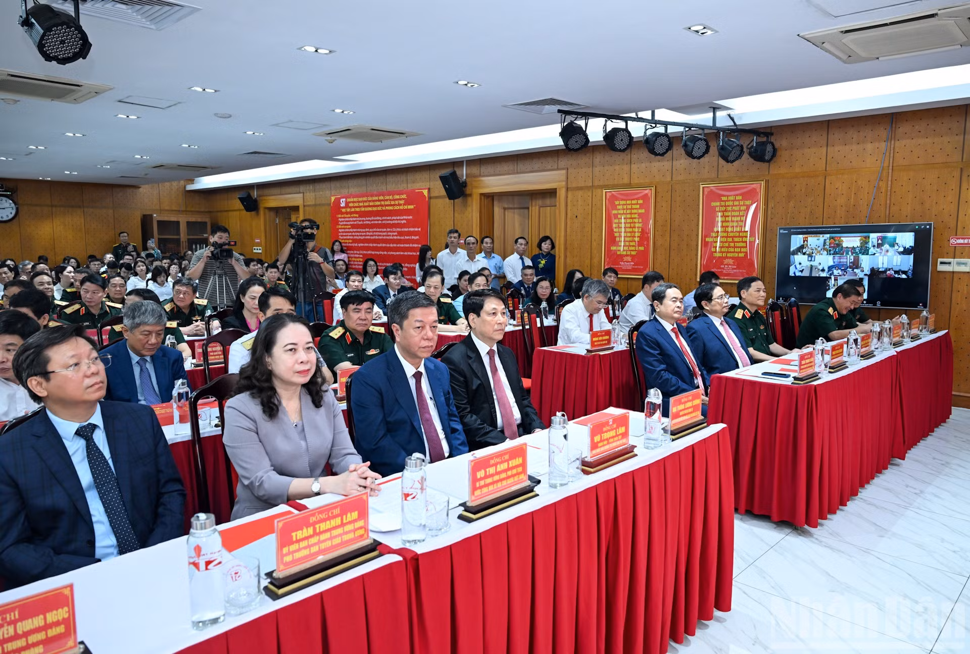 ndo_br_bnd-7086.jpg