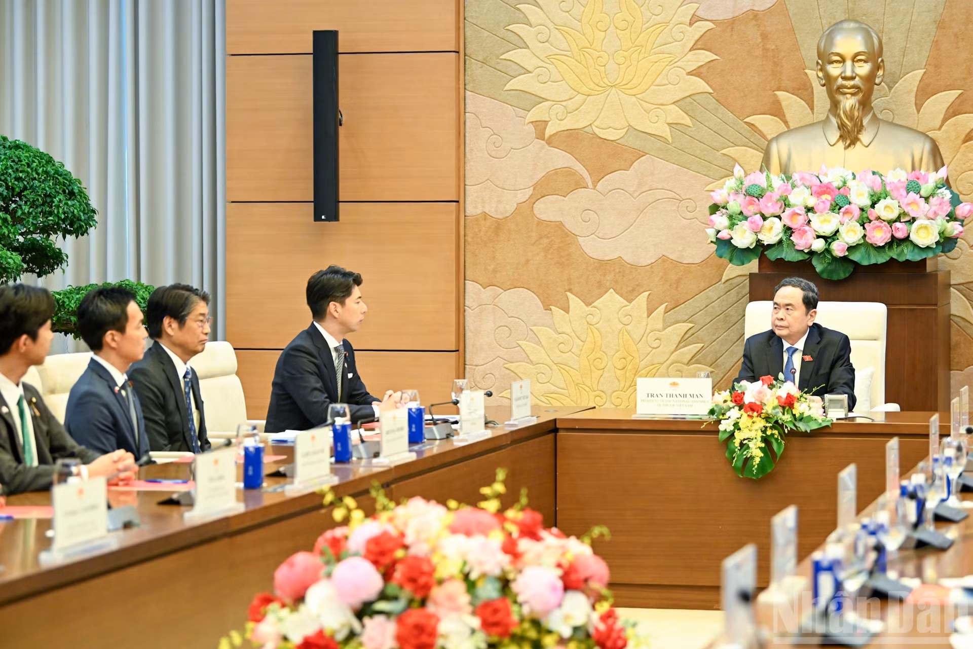 ndo_br_9-6137.jpg