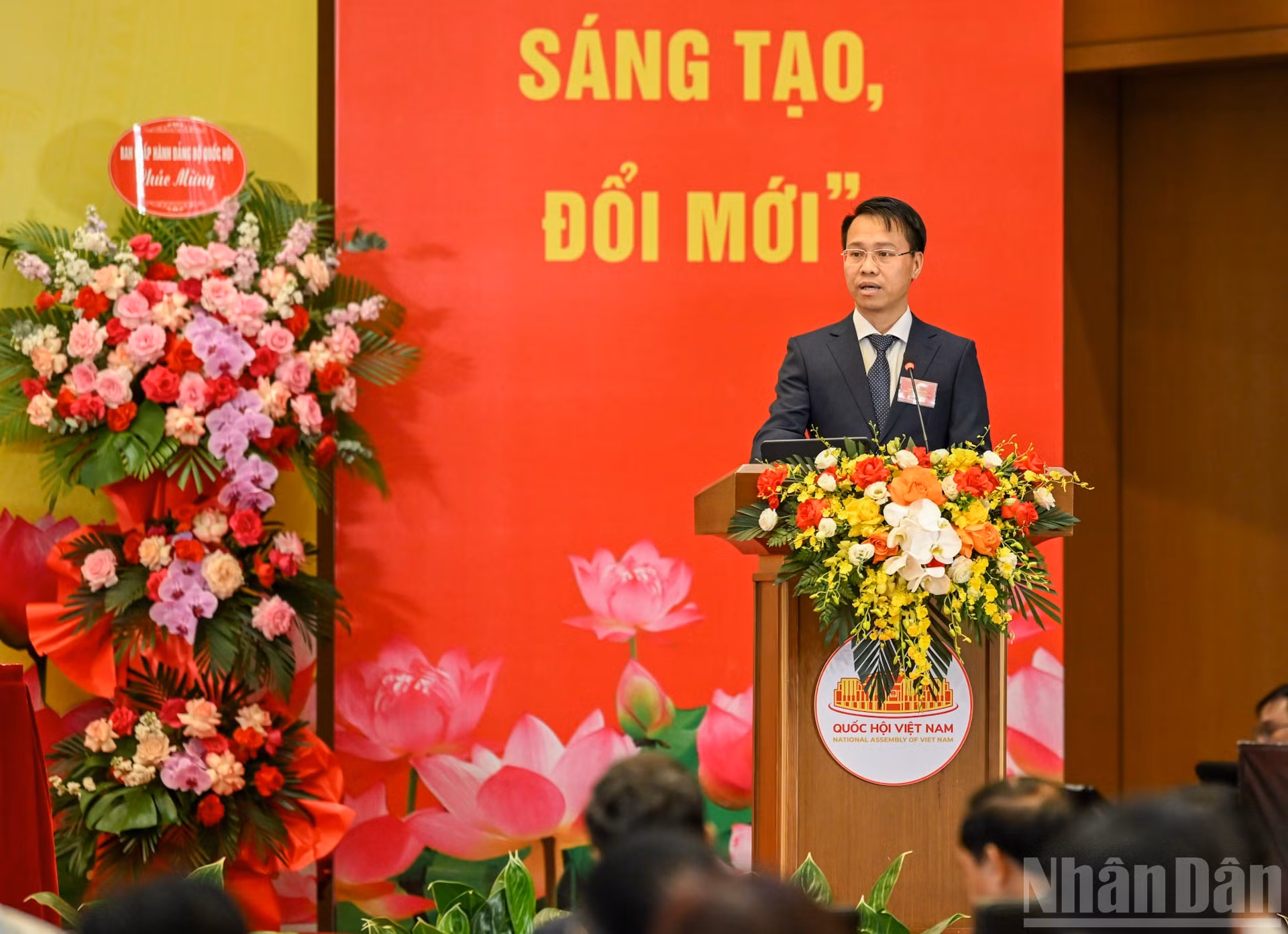ndo_br_10-2695.jpg