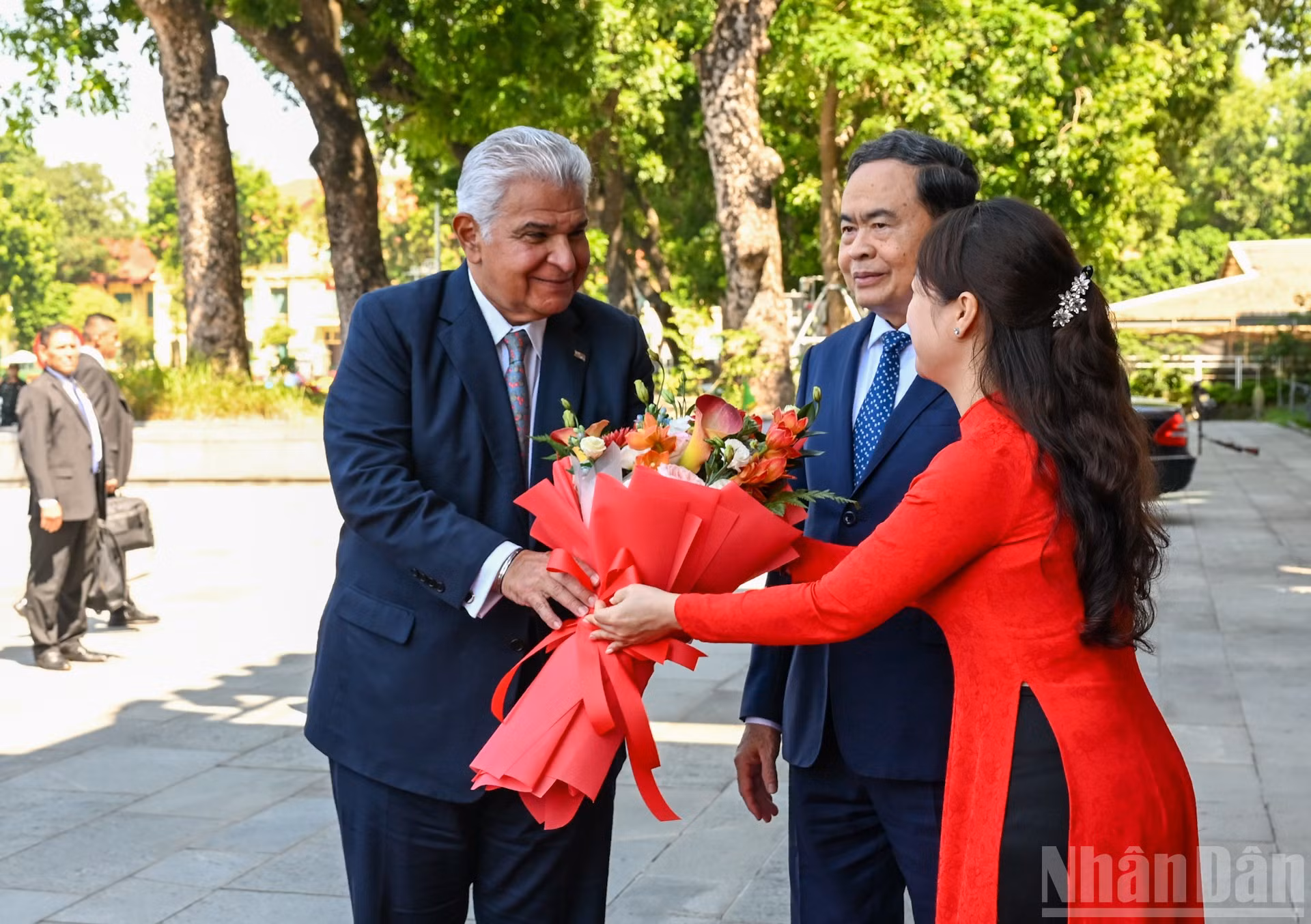 ndo_br_bnd-2141.jpg