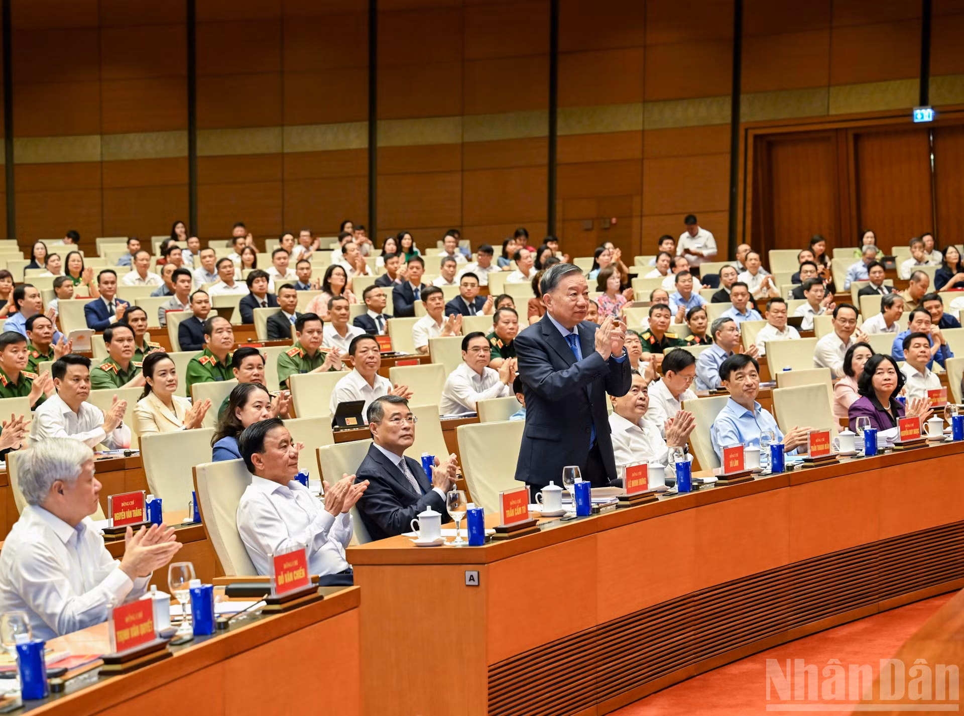 Tổng Bí thư, Chủ tịch nước Tô Lâm dự Hội nghị toàn quốc nghiên cứu, học tập, quán triệt và triển khai thực hiện Nghị quyết của Bộ Chính trị về phát triển kinh tế có vốn đầu tư nước ngoài. (Ảnh: DUY LINH)