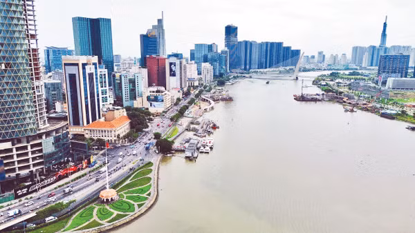 Một góc Thành phố Hồ Chí Minh hôm nay. (Ảnh: THẾ ANH)