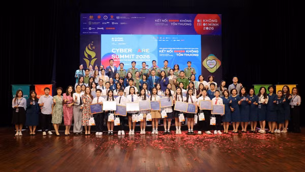 Các đại biểu tham dự Diễn đàn Kết nối và Tập huấn Cyber CARE Summit 2026 tại Trường phổ thông liên cấp song ngữ quốc tế Wellspring Hanoi. (Ảnh: Ban Tổ chức cung cấp)
