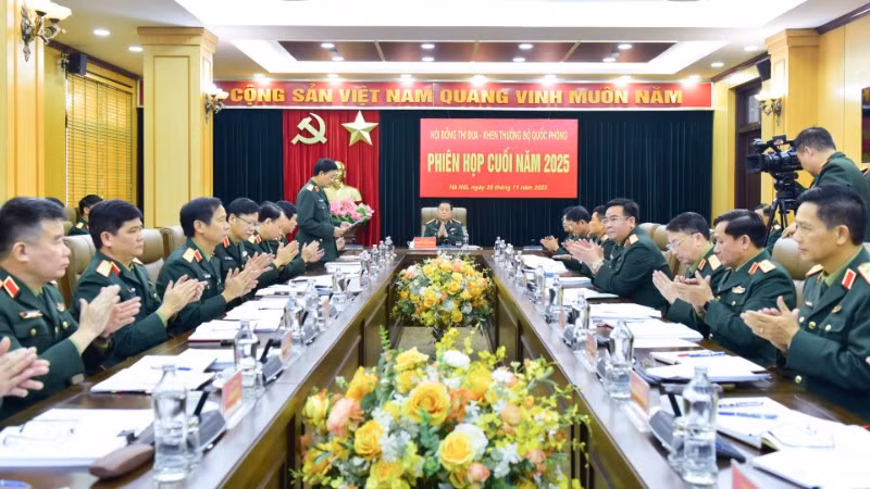 Quang cảnh phiên họp.