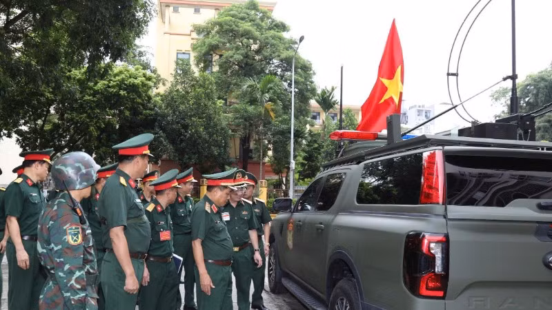 Đoàn công tác kiểm tra công tác bảo đảm kỹ thuật đối với khối xe, pháo quân sự phục vụ nhiệm vụ A80.