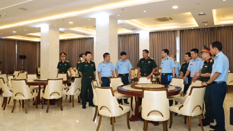 Đoàn công tác Tổng cục Hậu cần-Kỹ thuật kiểm tra thực tế công tác bảo đảm ăn, ở, đưa đón đại biểu của Bộ Quốc phòng tham dự Lễ kỷ niệm.