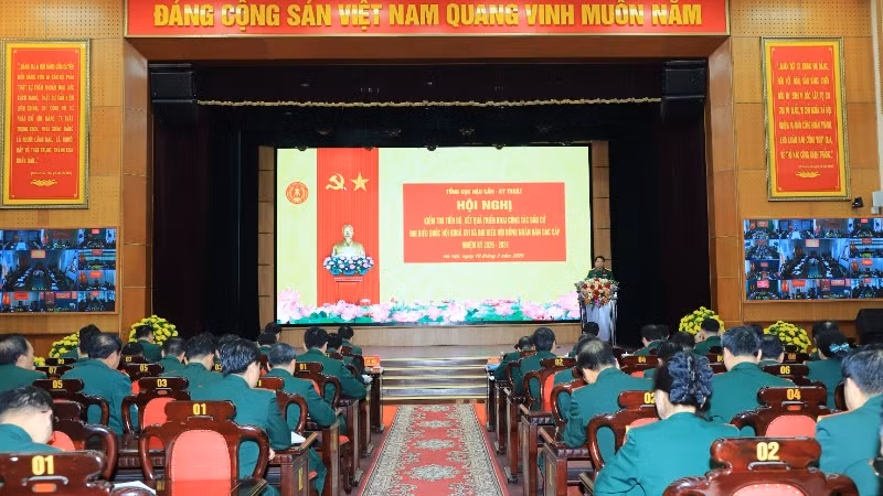 Quang cảnh hội nghị tại điểm cầu trung tâm.