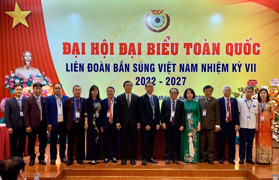 chu-tich-lien-doan-ban-sung-viet-nam-do-van-binh.jpg
