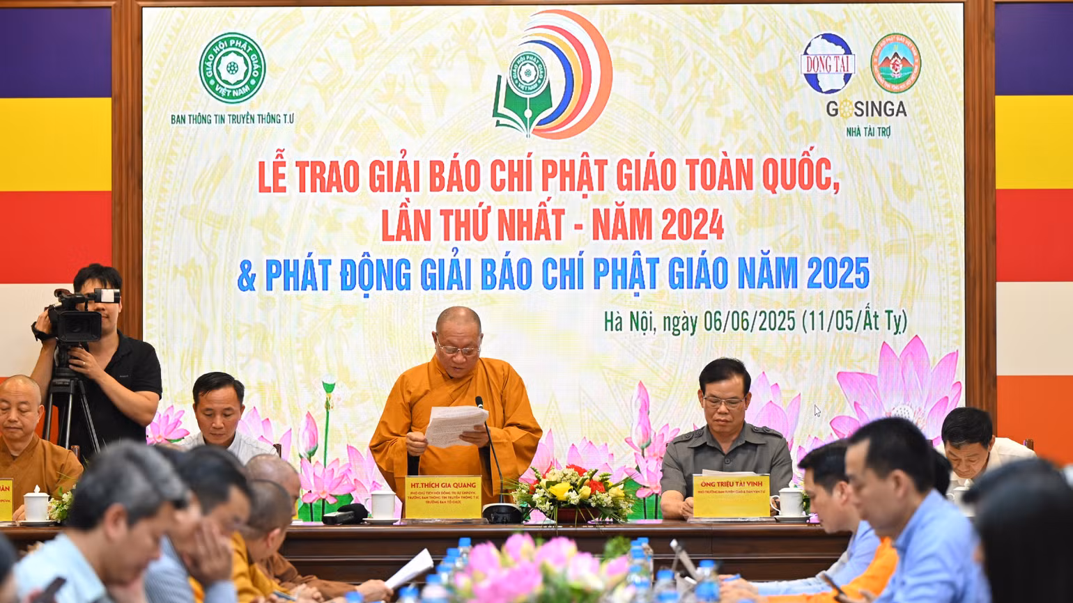 thiet-ke-chua-co-ten-4.png