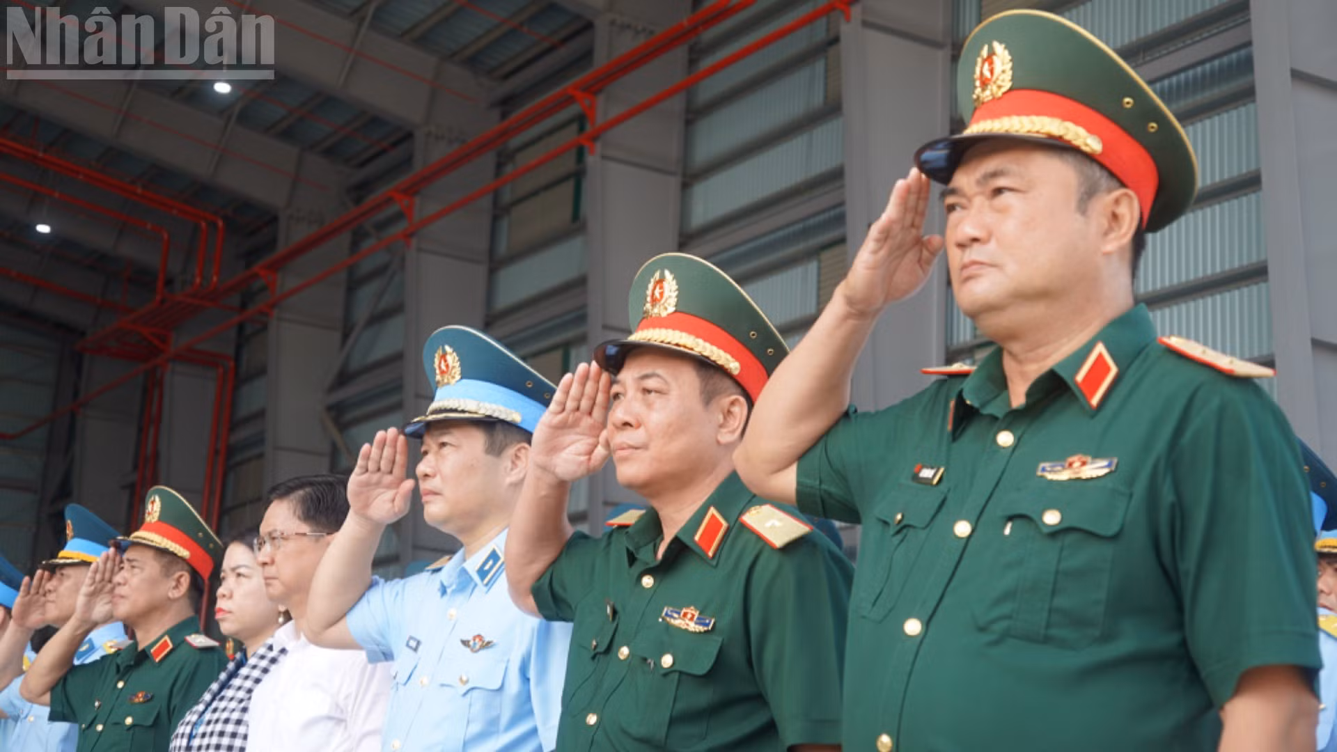 ndo_tl_dsc08589-7827.jpg