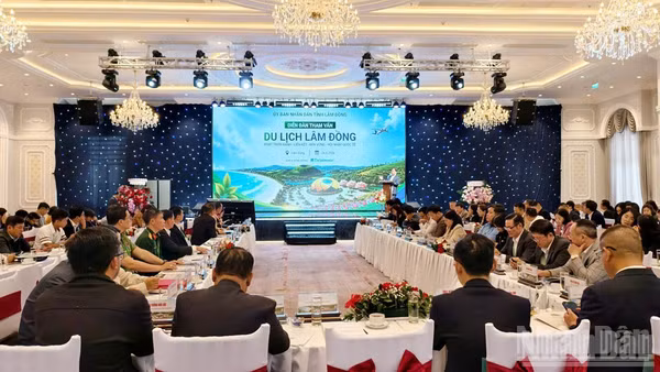 Quang cảnh diễn đàn. (Ảnh: Mai Văn Bảo)