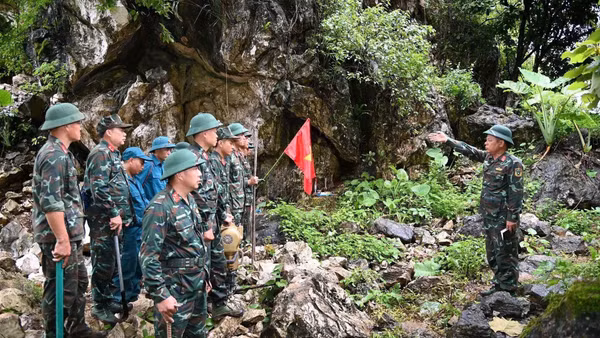 Triển khai chiến dịch, các đội tìm kiếm, quy tập của Quân khu 2 đã tìm thấy nhiều hài cốt liệt sĩ. (Ảnh: HOÀNG TRUNG)