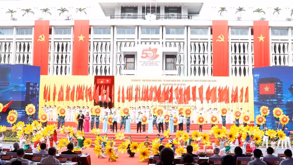 Chương trình nghệ thuật tại lễ kỷ niệm. (Ảnh: Thống Nhất/TTXVN)