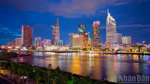 Thành phố Hồ Chí Minh: Diện mạo mới, sức mạnh mới.