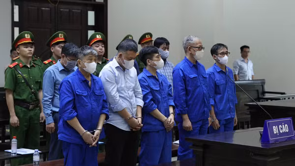 Các bị cáo tại tòa. (Ảnh: VP)