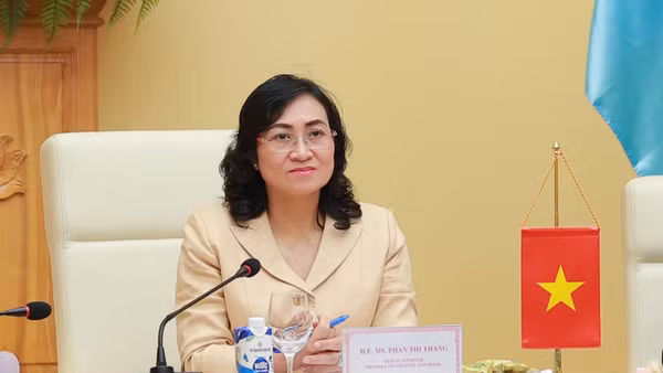 Thứ trưởng Công thương Phan Thị Thắng.
