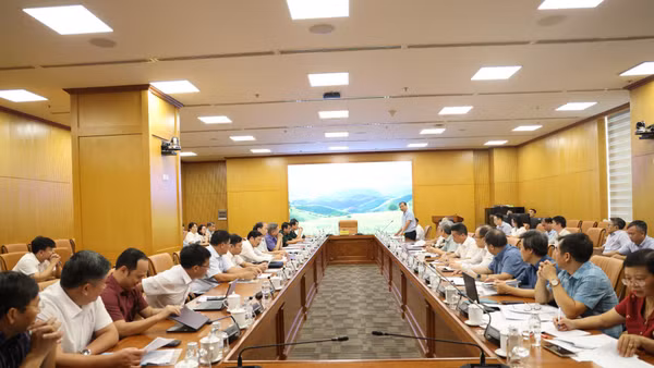 Hội nghị tham vấn chính sách Luật Đê điều (sửa đổi). (Ảnh: Cục Quản lý đê điều và Phòng, chống thiên tai)