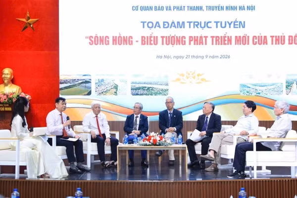 Quang cảnh tọa đàm "Sông Hồng - biểu tượng mới của Thủ đô". Ảnh: Quang Thái.