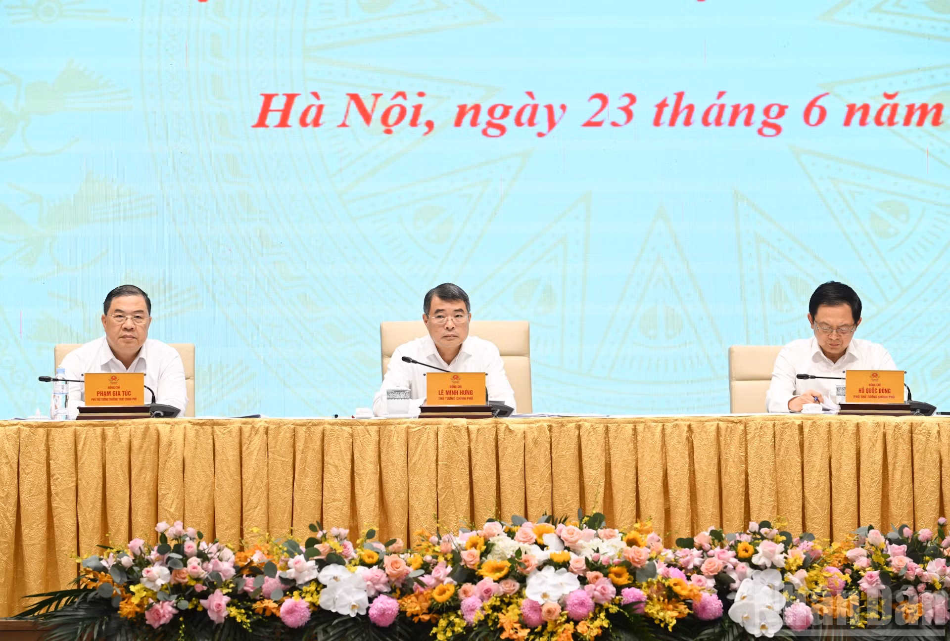 Thủ tướng Lê Minh Hưng, Trưởng ban Chỉ đạo chủ trì phiên họp chuyên đề về thúc đẩy phát triển khoa học, công nghệ, đổi mới sáng tạo.