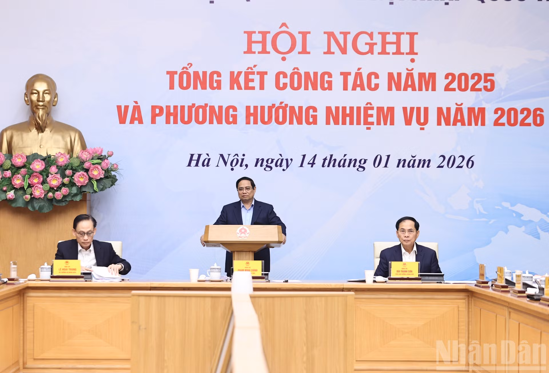 Thủ tướng Phạm Minh Chính phát biểu chỉ đạo tại hội nghị.
