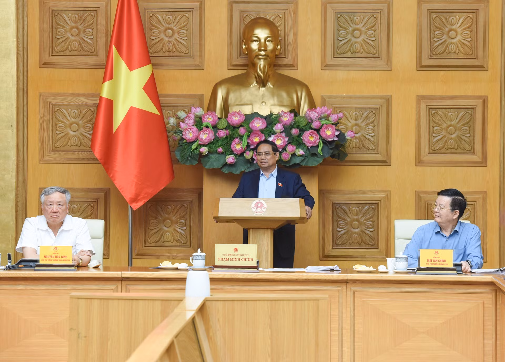 Thủ tướng Phạm Minh Chính phát biểu tại cuộc họp.